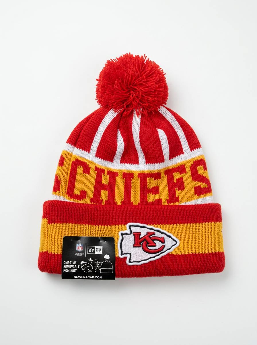New Era NFL Chiefs Team Logo Winter Pom Beanie