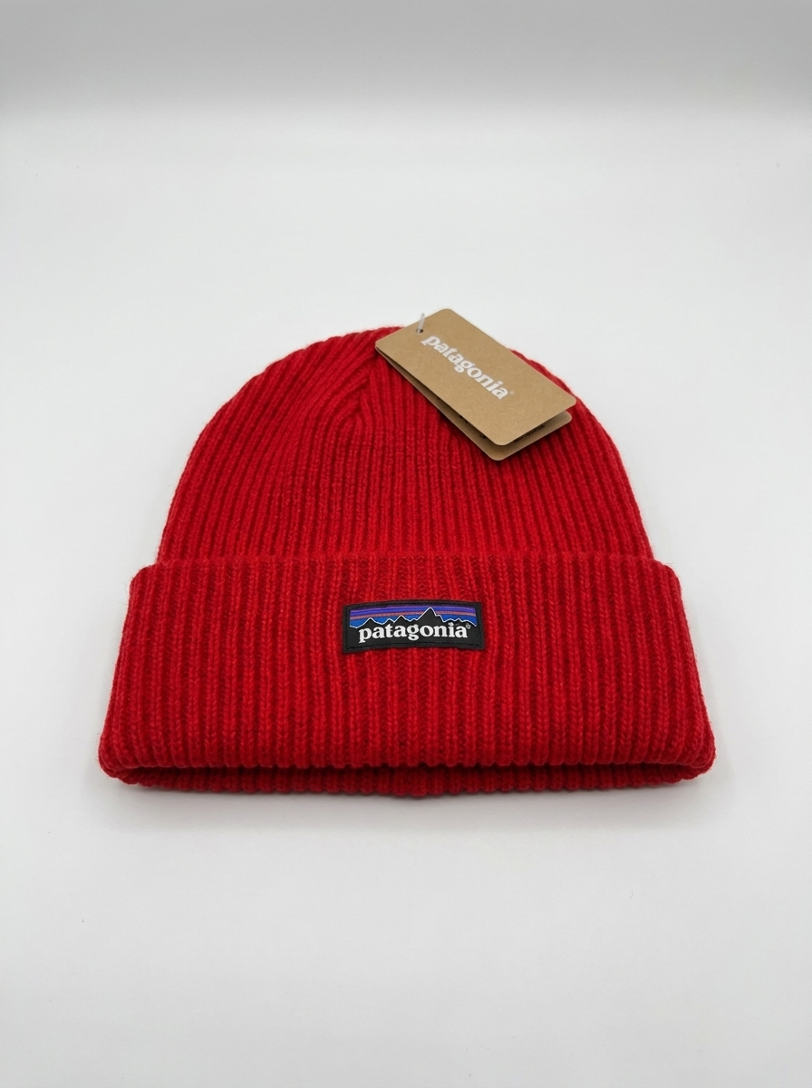 Patagonia Fisherman’s Rolled Vibrant Red Beanie