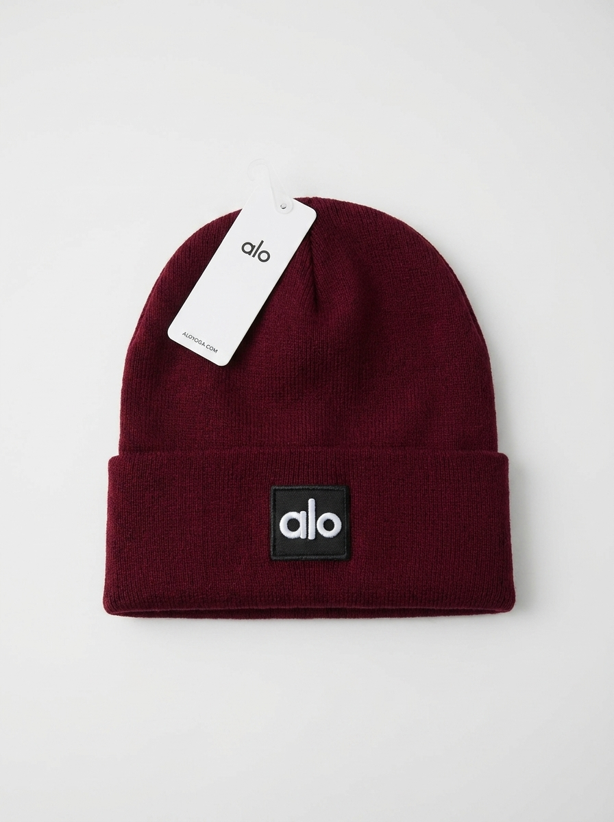 Alo Yoga Unisex Everyday Performance Burgundy Beanie